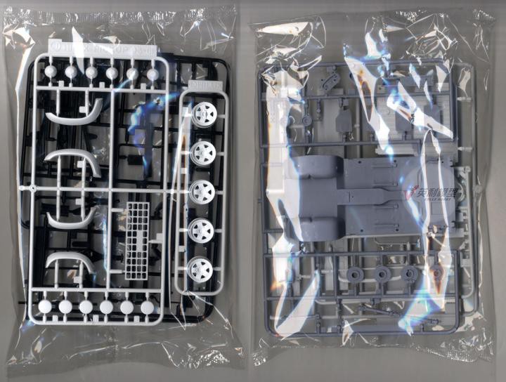 Aoshima 06217 1/24 LN107 Hilux - Model Kit Nissan Skyline 评论和价格