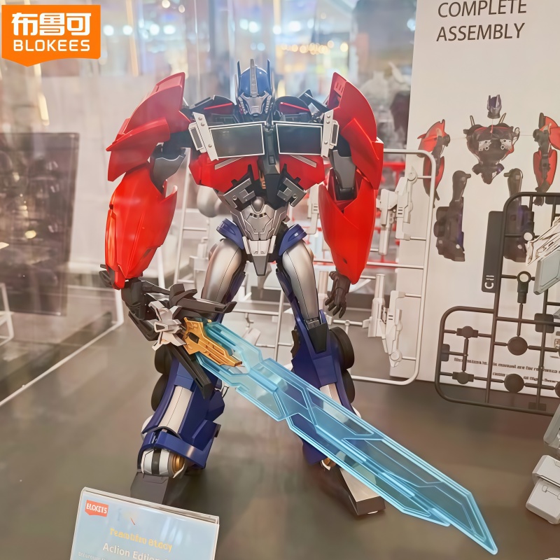 Blokees Transformers Optimus P - Model Kit Japan 评论和价格