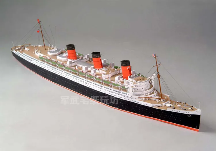 1:400 Scale British Royal Mail - Model Kit Queen Mary 评论和价格
